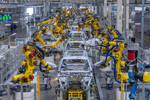 要闻速递 | 工信部等三部门联合印发《制造业企业数字化转型实施指南》