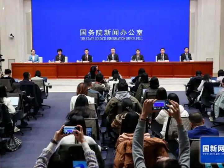 国家发改委：首次在国家层面对场景培育开放进行系统部署 打造人工智能等新领域新赛道应用场景